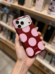 Large Polka Dots, Burgundy Pink - Tough MagSafe iPhone Hoesje