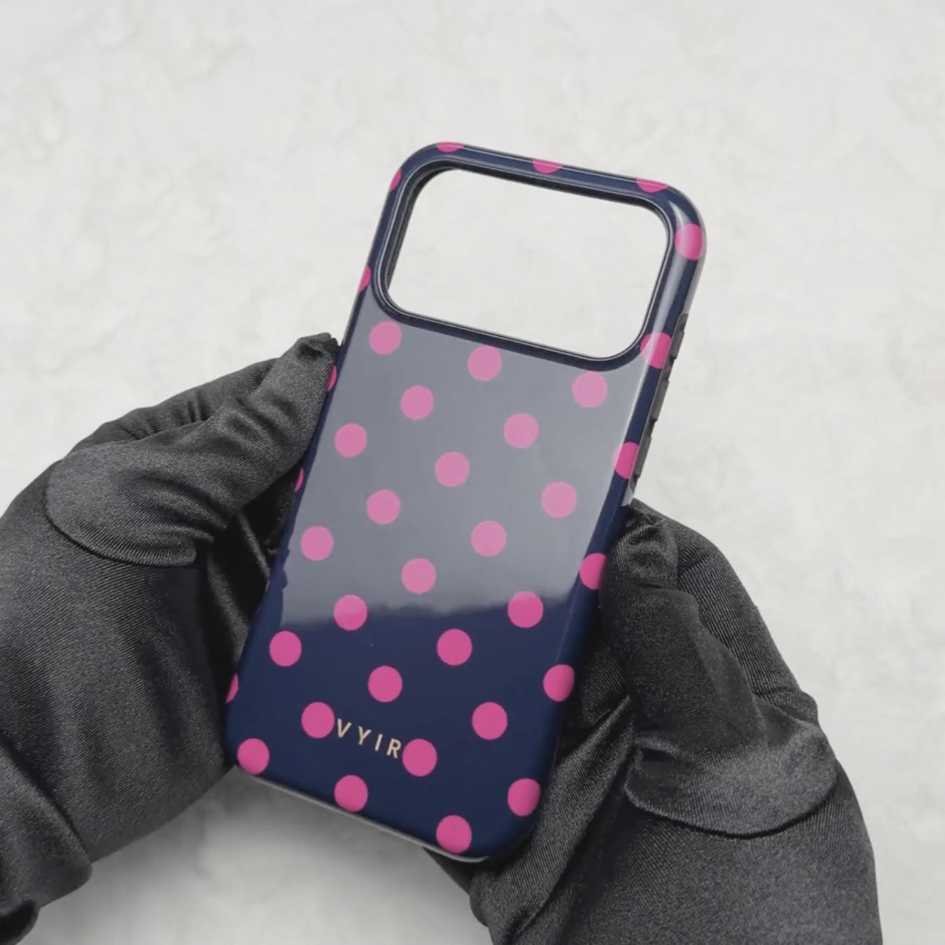 Classic Polka Dots, Hotspot - Tough Telefoonhoesje