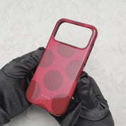 Large Polka Dots, Crimson Red - Tough Telefoonhoesje